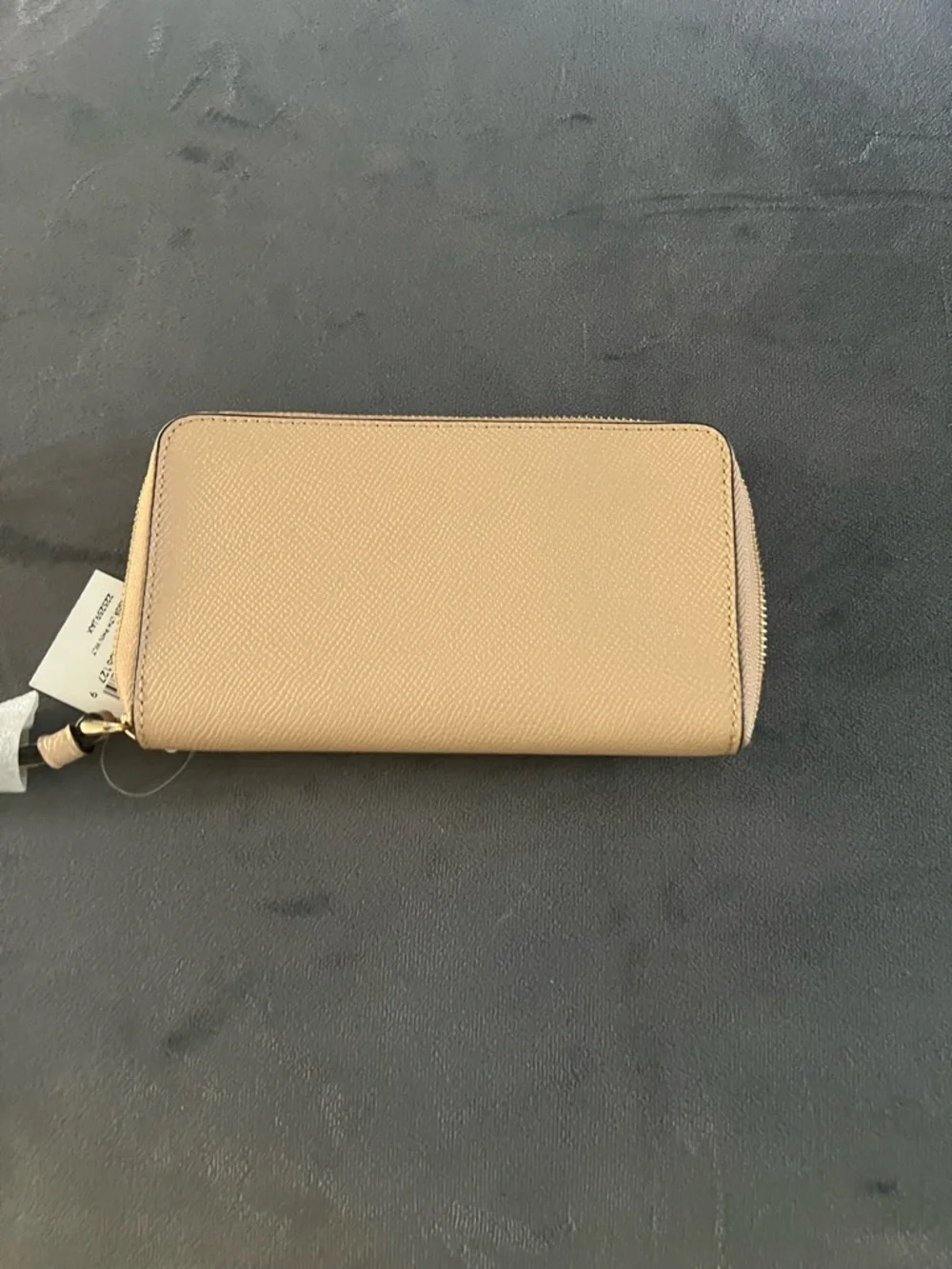 NWT Coach Zip Around Wallet in Light Taupe - Picture 2 of 8